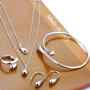 Conjunto de Joias Feminino com Brincos, Anel e Pulseira em Prata S925